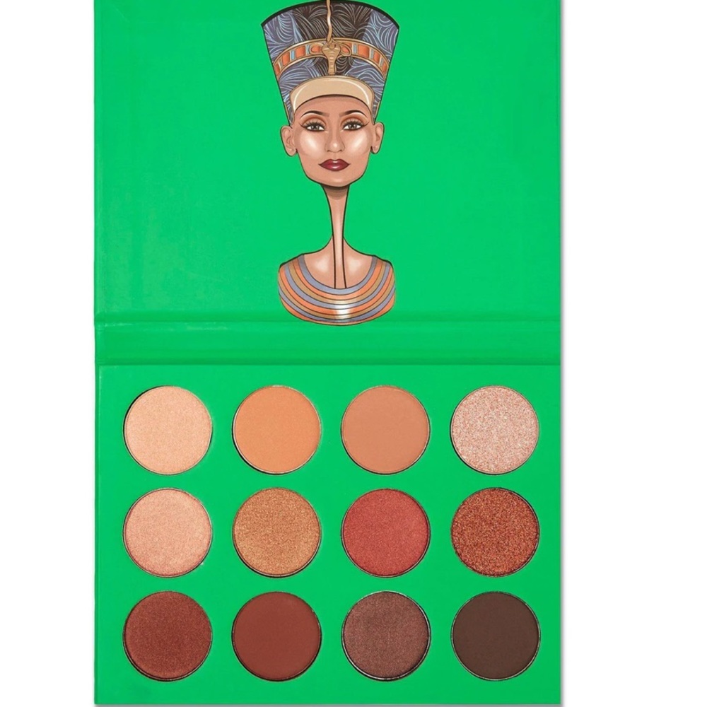The Nubian Eyeshadow Palette by Juvia’s